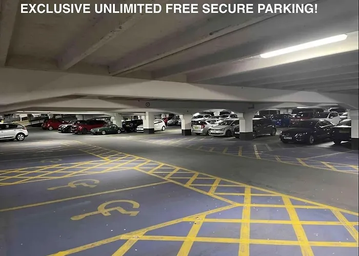 Apartment Modern Deluxe Dock Free Secure Parking Leeds (West Yorkshire)