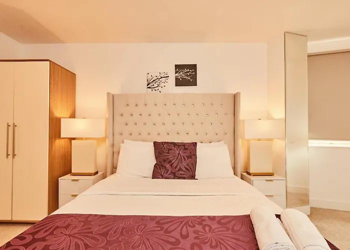 Apartment Modern Deluxe Dock Free Secure Parking