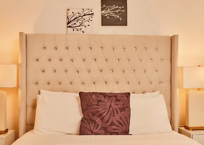 Modern Deluxe Dock Free Secure Parking Appartement *